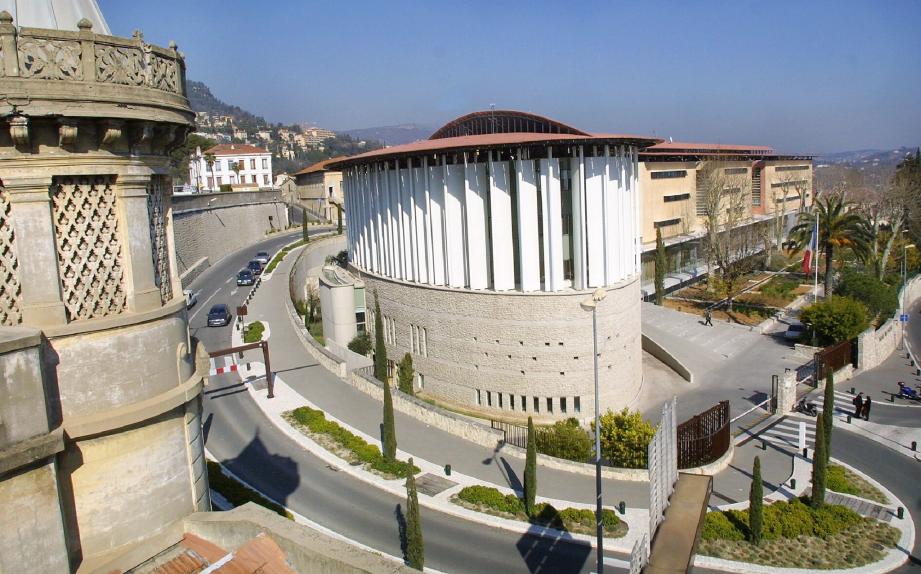 Palais de justice de Nice Avocat Sonia EL MIDOULI